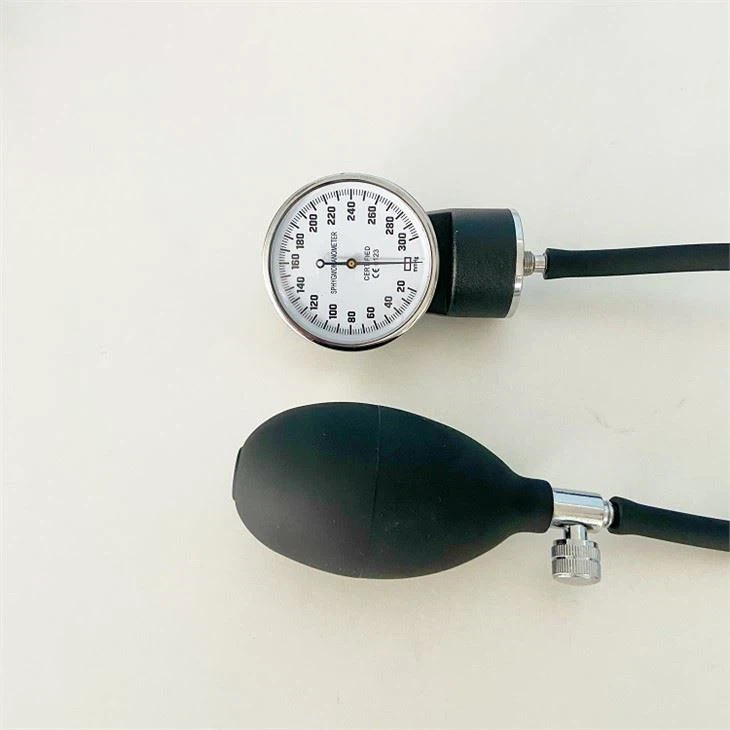 Clinical Aneroid Sphygmomanometer